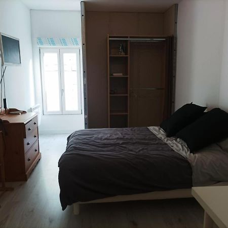 Agreable Maison De Ville Tout Confort Loudun Exteriér fotografie